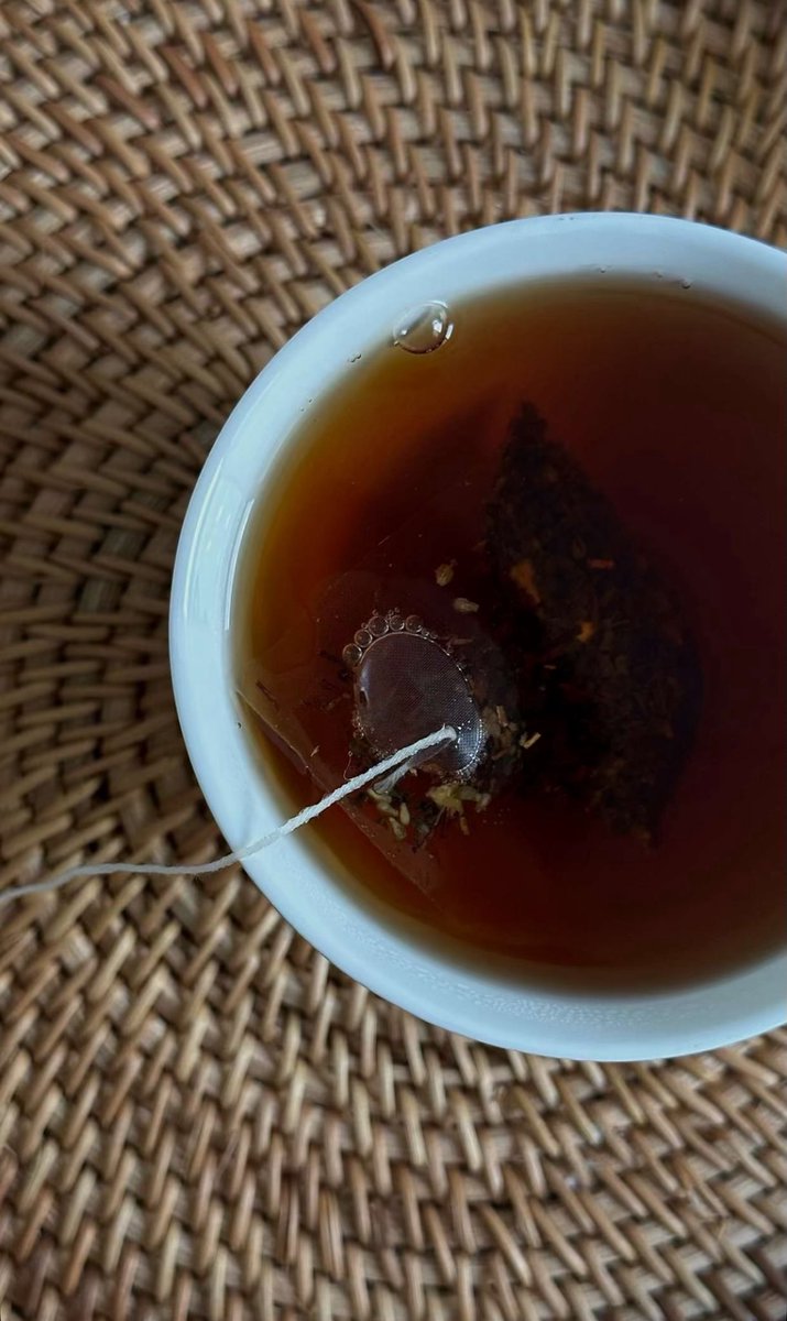 كمية المبالغه بالعطاء ! نتيجتها وخيمه .

.