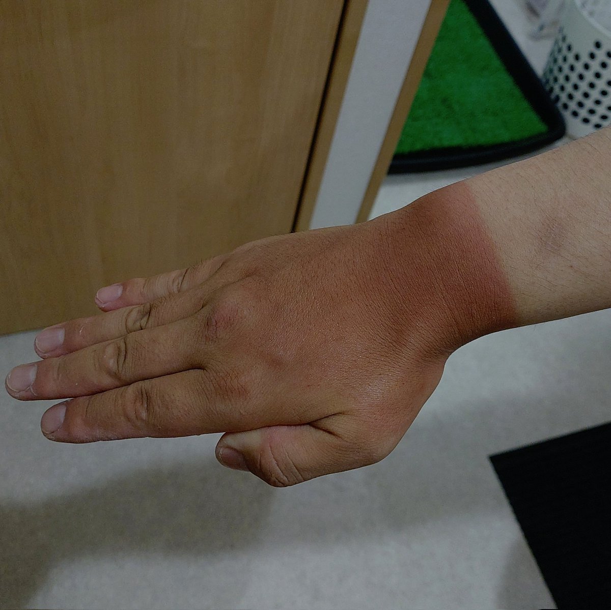 キャンプ楽しかったー！
日中ずっと釣りしてて日焼けエグイけどw
#キャンプ
#小豆島