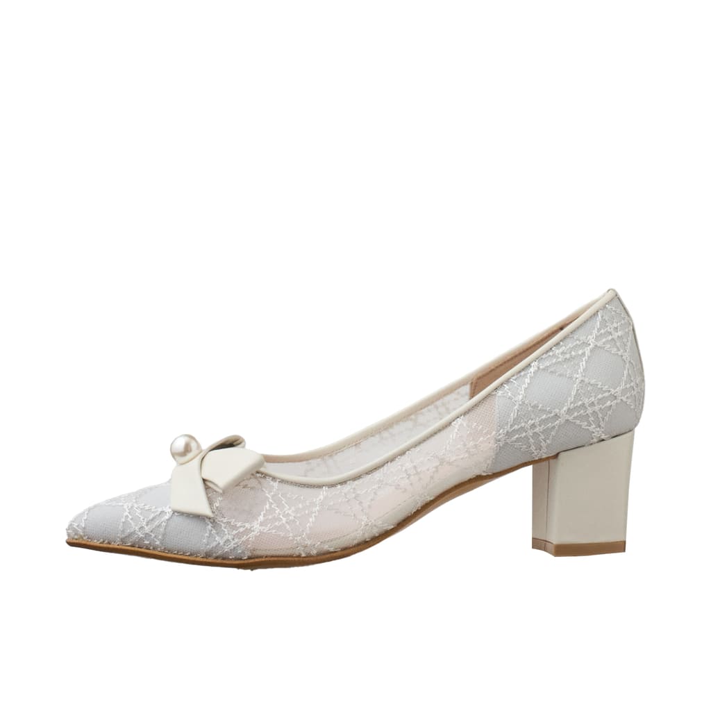 極美品　ダイアナ　DIANA キルティングフラットサンダル　チェーン　ホワイト DIANA ホワイトキルティングサンダル - メルカリ