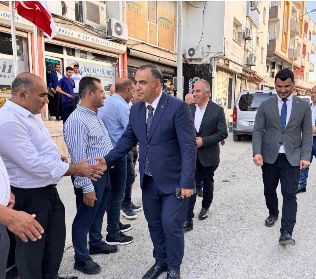 Malikurt14's tweet photo. 📍 Şırnak - İdil

Güzel Türkiye'mizin her karış toprağında Aziz Milletimiz ve teşkilatlarımızla bir araya gelmeye devam ediyoruz.

İdil İlçe Teşkilatımızda Başkanımız  Sn. Ali Genç ve parti kademelerimizi ziyaret ettik. 

Yoğun çalışmalarını bizzat sahadan da takip ettiğim ilçe teşkilatımıza çalışmalarında başarılar diliyorum.@RTErdogan @Akparti @efkanala @abuyukgumus @eyupkadirinan @zorlu77 @TatarArslan @akpartitesklati @akpartisirnak @idilakparti