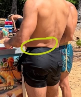 Yes the cake is definitely ogle-worthy.. 

Buuuuut I'm stuck on this oh-so-itty-bitty fold over those tight and clingy shorts.. omg the way I wanna devour and 🤐🤐🤐