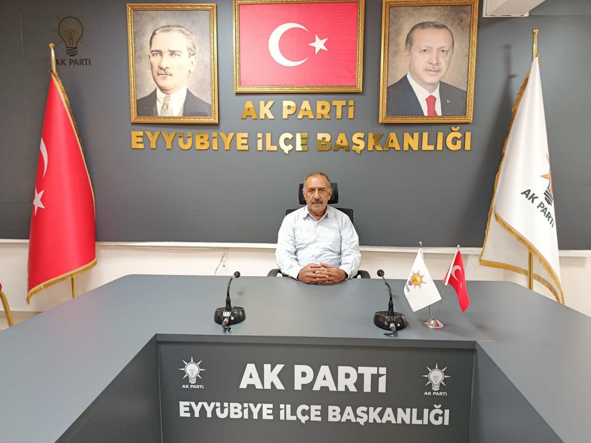AK PARTİ EYYÜBİYE (@akpartieyyubiye) on Twitter photo EYYÜBİYE’MİZ İçin;
📍AK Parti İlçe Başkanlığımızda Nöbetçilerimiz;
📌 İlçe Belediye Meclis Üyemiz Mustafa Kurt
✍️ Soru, görüş ve önerileriniz için:
📞 (0414) 215 43 90
#SevdamızEyyübiye #SüleymanElgün #AkEyyübiye #Eyyübiye
<a href="/abuyukgumus/">Ahmet Büyükgümüş</a> <a href="/hakanaksu058/">Hakan AKSU 🇹🇷</a> <a href="/farukaytek/">Faruk Aytek</a> EYYÜBİYE’MİZ İçin;
📍AK Parti İlçe Başkanlığımızda Nöbetçilerimiz;
📌 İlçe Belediye Meclis Üyemiz Mustafa Kurt
✍️ Soru, görüş ve önerileriniz için:
📞 (0414) 215 43 90
#SevdamızEyyübiye #SüleymanElgün #AkEyyübiye #Eyyübiye
<a href="/abuyukgumus/">Ahmet Büyükgümüş</a> <a href="/hakanaksu058/">Hakan AKSU 🇹🇷</a> <a href="/farukaytek/">Faruk Aytek</a>