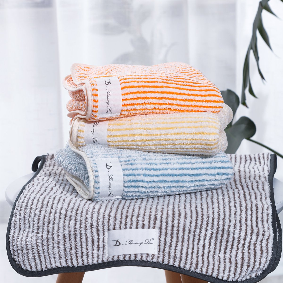 EmmaZhang12776's tweet image. ▫️「Elegant Narrow Stripe」Simple &amp;amp; Versatile

#GoodFinds #HomeEssentials #TowelsWholesale #DirectFromFactory #towel #bathtowel #towelfactory