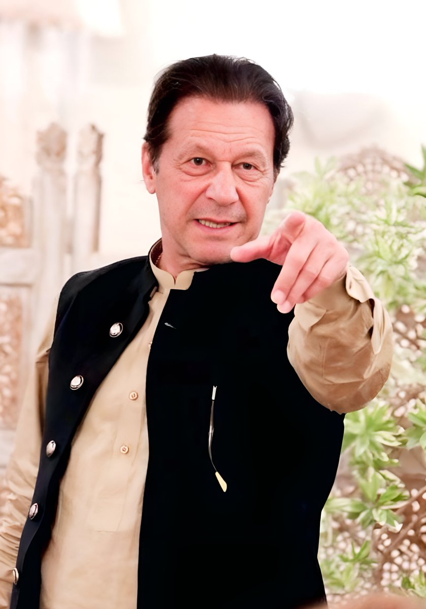 ShowbizAndNewz's tweet image. 🔒 Fasten your seatbelts, IK is coming back ❤️

✅ Toshakhana ✅ Iddat ✅ Cipher

Today: May 9 cases ✅

⏭️ Next stop: Al-Qadir Trust case