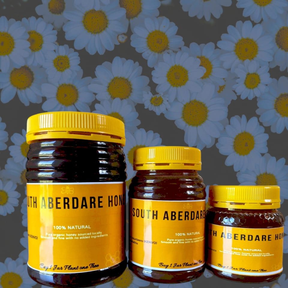 Kenvo94's tweet photo. Hatukatai ulisema haununui maji sababu kuna baridi.
But hey, #KENVO honey is here to keep you healthy and soothe that sore throat.
And our branded hoodies? The perfect way to fight off this cold in style.
Visit our office or Contact us at 0110 093692. 
Free Delivery to Kimende. https://t.co/mOM7nRtFlv