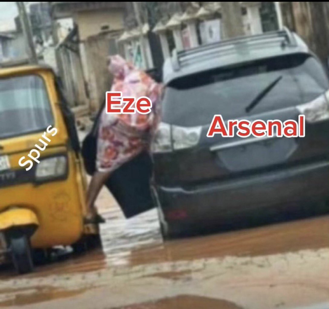 That's what we call hijacking #arsenal fans.