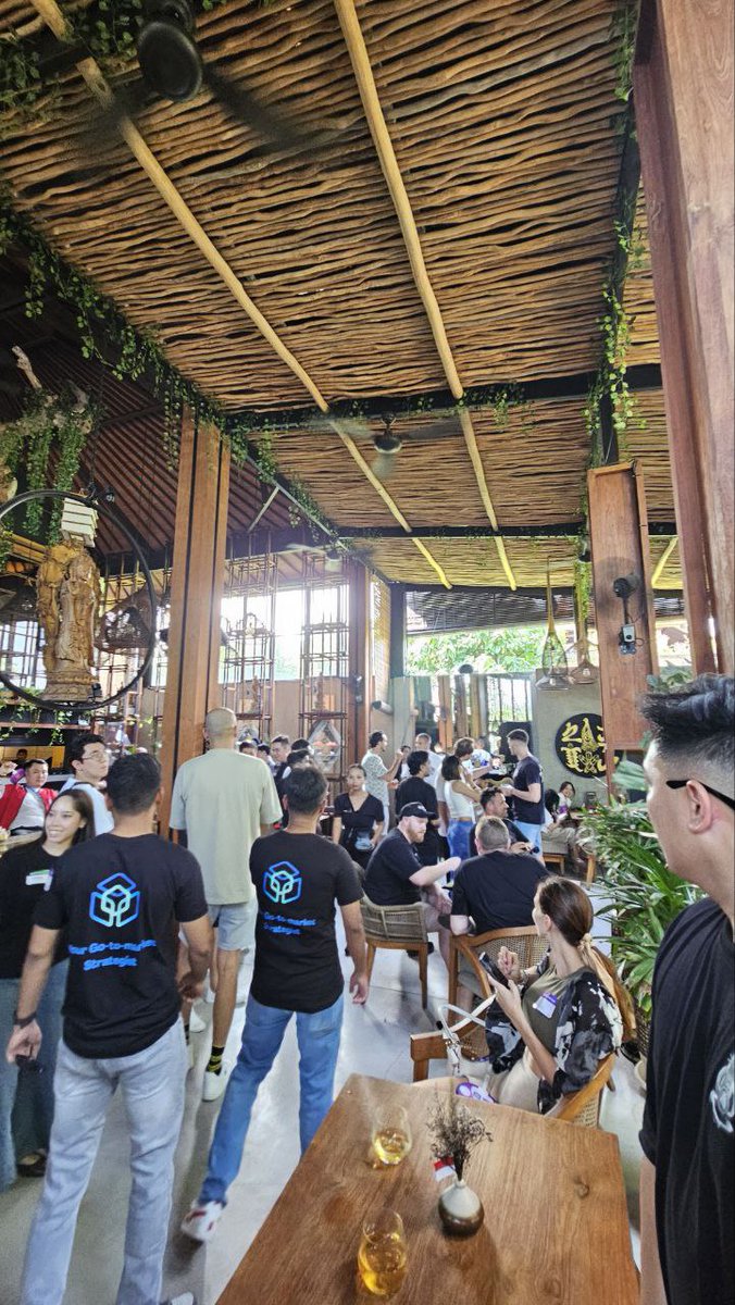 ✨ Throwback to Bali’s Alpha Hour🌴

An afternoon of sharp insights, off-record alpha, and high-value networking with founders, VCs, KOLs &amp; ecosystem movers.

Here, it’s not just about connections it’s about vibes and inspiration

📢Telegram Channel: t.me/HaustSupremeCh…