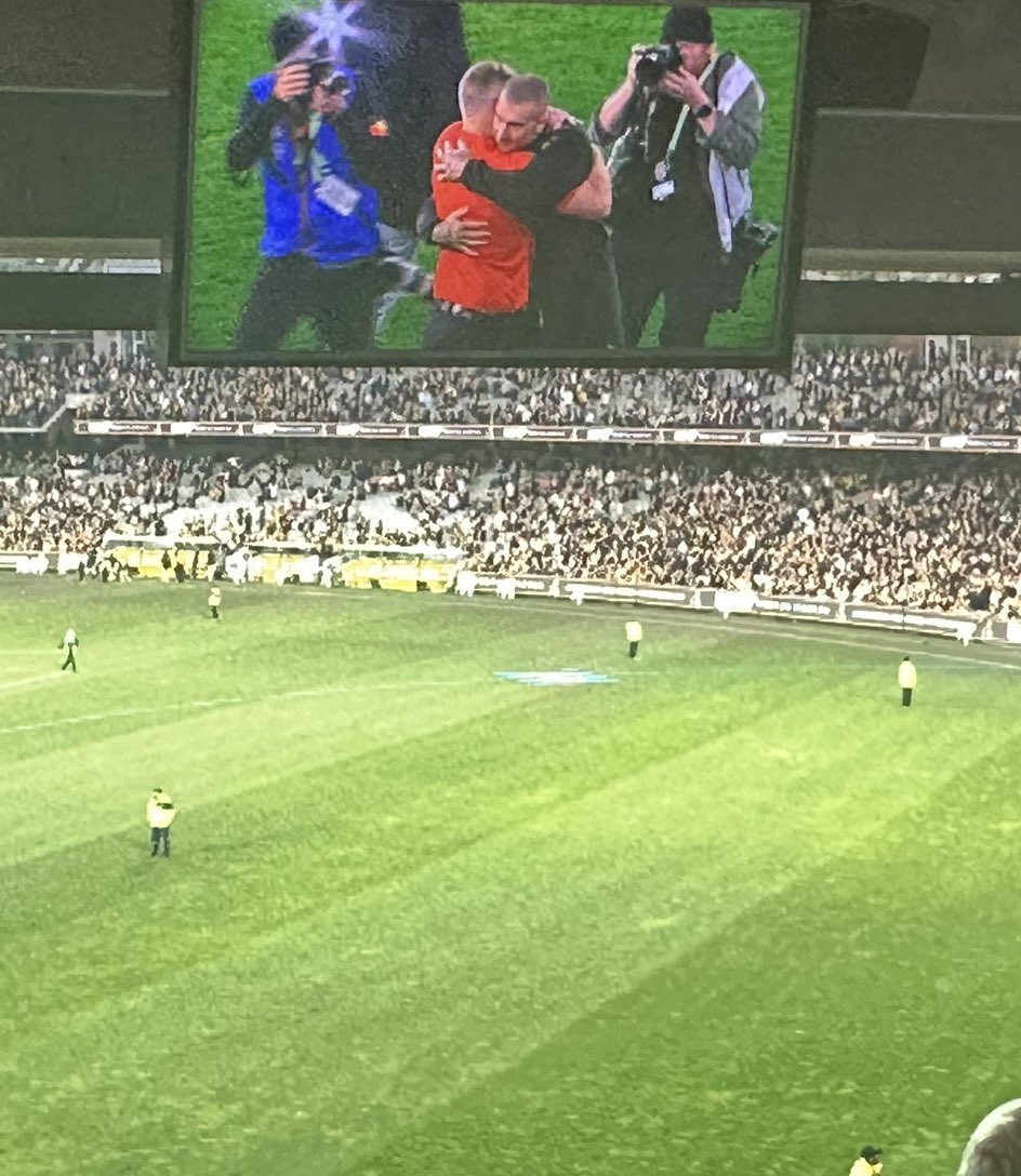 Michael Burke tweet media