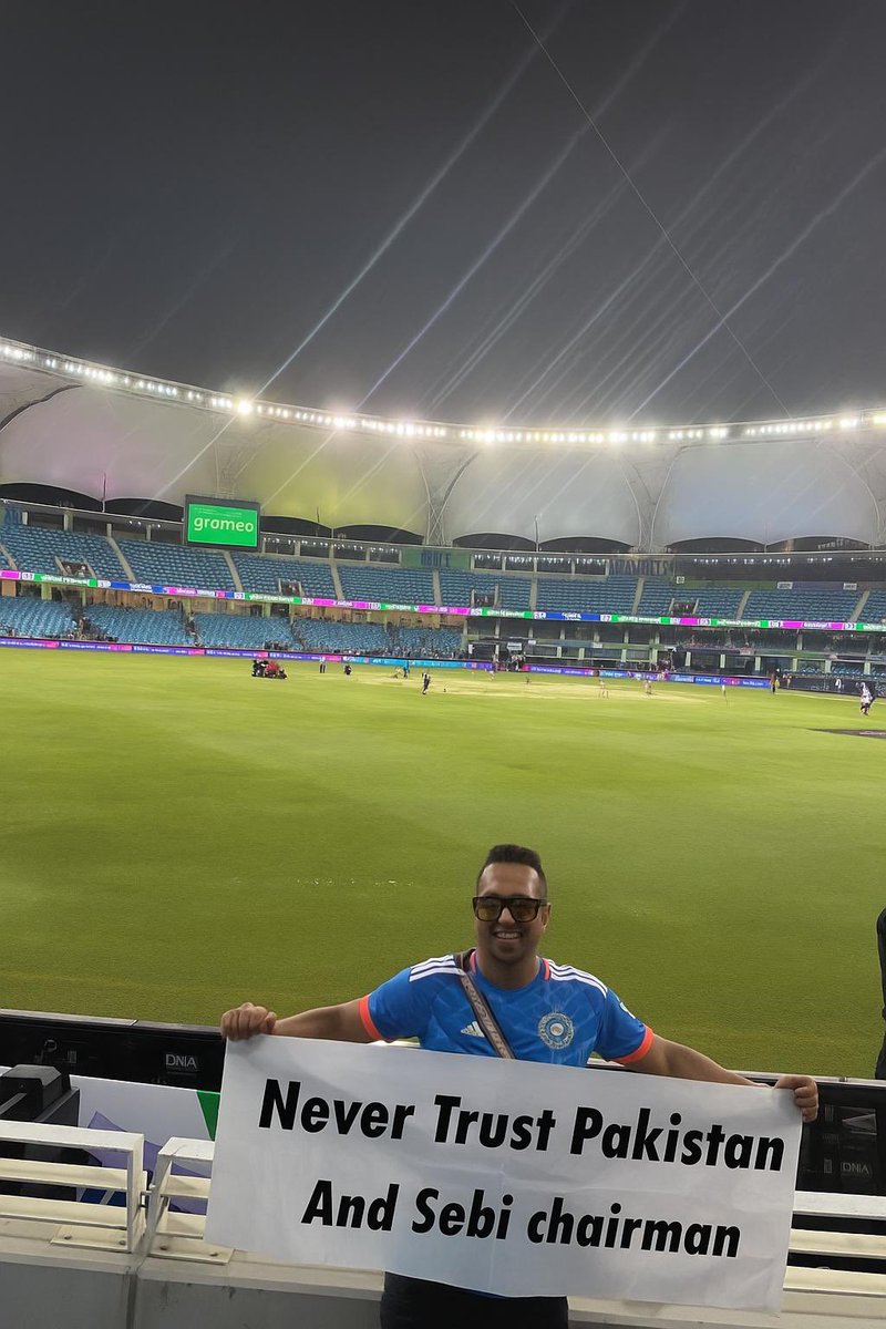 v_ranjha's tweet image. Never Trust both of these