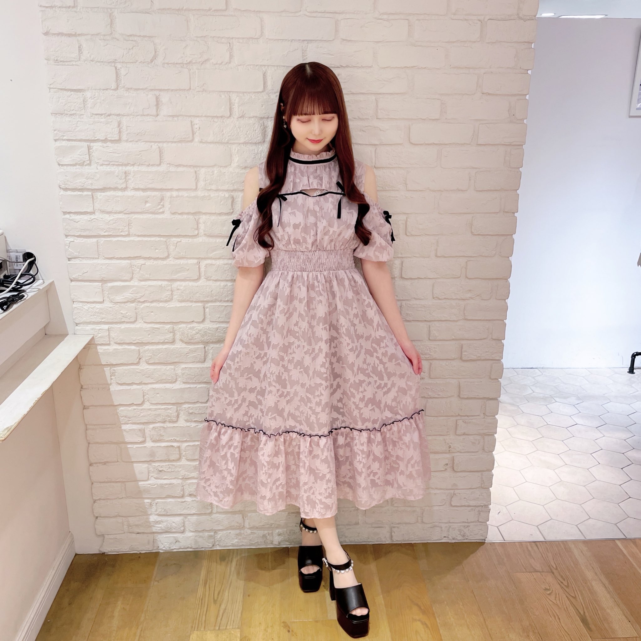 evelyn ワンピース ラメフリル花柄OP｜evelyn（エブリン）公式通販サイト