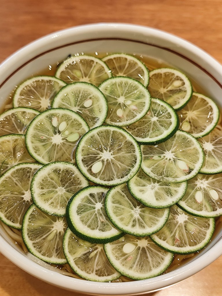 すだち冷やかけ蕎麦を食べたよーん