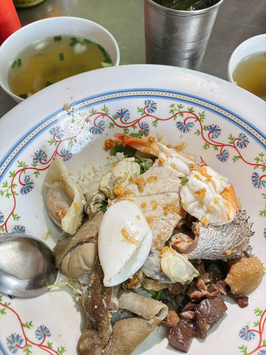 ลูกคนจีน tweet media