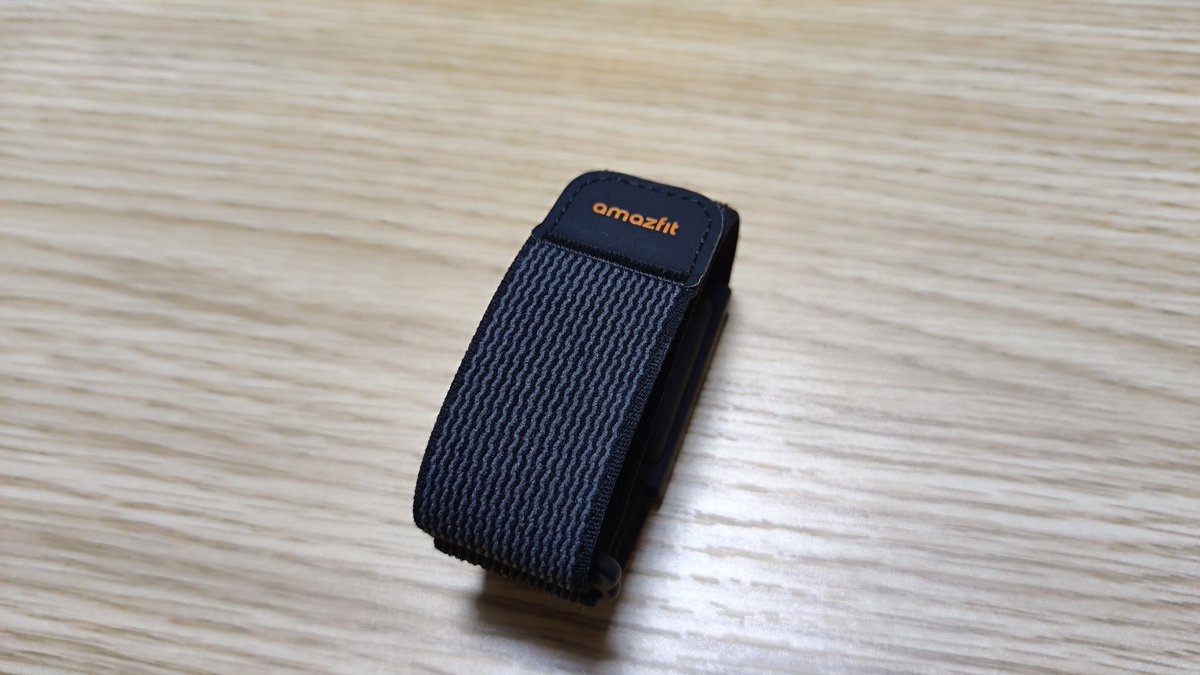 gadget_lee_'s tweet photo. 【Amazfit Helio Strap】
・一見すると普通のリストバンドだけど実は健康情報を継続できる
・心拍数や睡眠計測可能
・バッテリーは最大10日間
・5つのスポーツ自動認識
・iPhoneとAndroid対応
軽くて快適な付け心地なのでストレスフリーで健康情報を計測できます👍
https://t.co/fucdAwwPPj https://t.co/QaoppaYtoJ