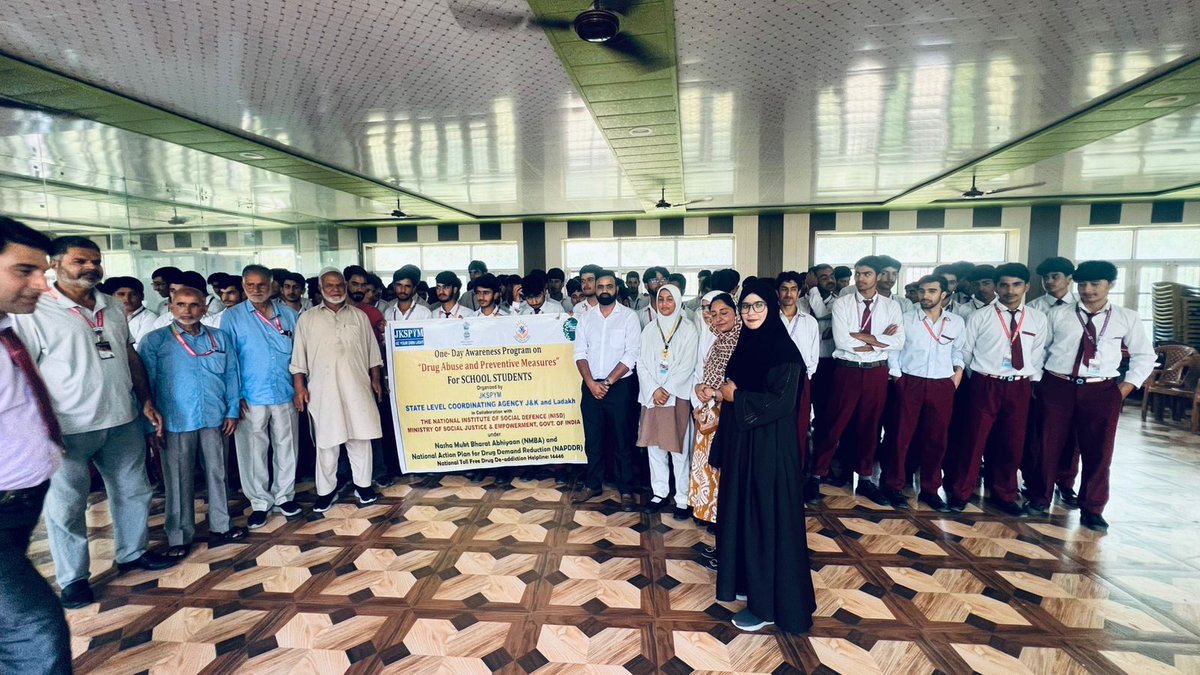 JKSPYM_NGO (@jkslca) on Twitter photo #SLCA J&K and Ladakh organized 1-day Awareness prog on DAP for School students of Public Sr. Sec. School, Brijbehara, Dist. Anantnag in collab. with <a href="/MSJEGOI/">Ministry of Social Justice & Empowerment, GOI</a> <a href="/NISD_India/">National Institute of Social Defence (NISD)</a> <a href="/NMBA_MSJE/">Nasha Mukt Bharat Abhiyaan</a>. 97 students participated. <a href="/diprjk/">Information & PR, J&K</a> <a href="/ddprsrinagar/">Information & PR, Srinagar</a> <a href="/ddiprjammu/">Information & PR Jammu</a> <a href="/srinagaradmin/">Srinagar district administration</a> <a href="/DcKulgam/">Deputy Commissioner Kulgam.</a> <a href="/DioKulgam/">Information and PR Kulgam</a> #SLCA J&K and Ladakh organized 1-day Awareness prog on DAP for School students of Public Sr. Sec. School, Brijbehara, Dist. Anantnag in collab. with <a href="/MSJEGOI/">Ministry of Social Justice & Empowerment, GOI</a> <a href="/NISD_India/">National Institute of Social Defence (NISD)</a> <a href="/NMBA_MSJE/">Nasha Mukt Bharat Abhiyaan</a>. 97 students participated. <a href="/diprjk/">Information & PR, J&K</a> <a href="/ddprsrinagar/">Information & PR, Srinagar</a> <a href="/ddiprjammu/">Information & PR Jammu</a> <a href="/srinagaradmin/">Srinagar district administration</a> <a href="/DcKulgam/">Deputy Commissioner Kulgam.</a> <a href="/DioKulgam/">Information and PR Kulgam</a>