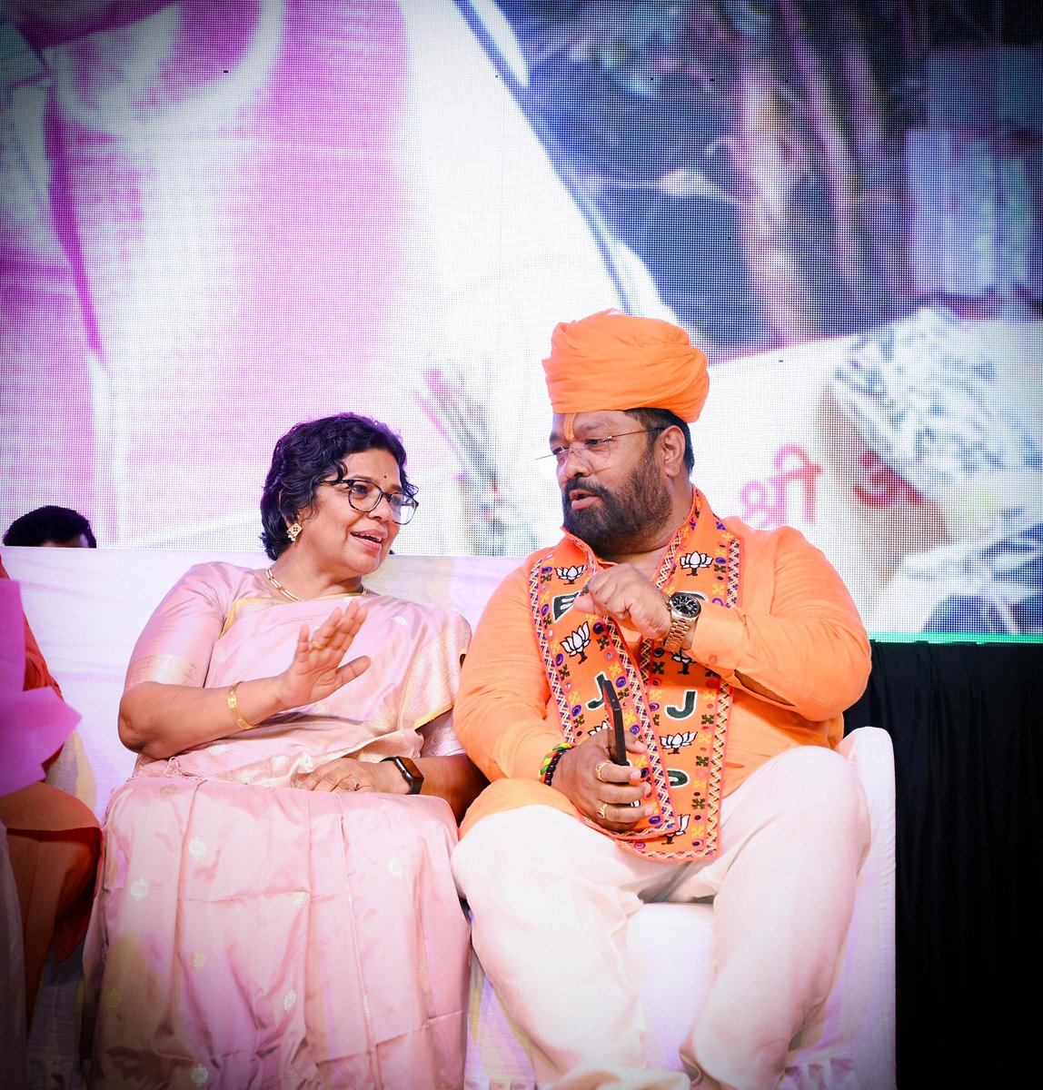 Dheeraj Ghate (Modi Ka Parivar) (@dheerajghate) on Twitter photo рд░рд╛рд╖реНрдЯреНрд░реАрдп рдорд╣рд┐рд▓рд╛ рдЖрдпреЛрдЧрд╛рдЪреНрдпрд╛ рдЕрдзреНрдпрдХреНрд╖рд╛ рд╢реНрд░реАрдорддреА рд╡рд┐рдЬрдпрд╛рддрд╛рдИ рд░рд╣рд╛рдЯрдХрд░ рдпрд╛рдВрдирд╛ рд╡рд╛рдврджрд┐рд╡рд╕рд╛рдЪреНрдпрд╛ рд╣рд╛рд░реНрджрд┐рдХ рд╢реБрднреЗрдЪреНрдЫрд╛!
<a href="/VijayaRahatkar/">Vijaya Rahatkar</a> рд░рд╛рд╖реНрдЯреНрд░реАрдп рдорд╣рд┐рд▓рд╛ рдЖрдпреЛрдЧрд╛рдЪреНрдпрд╛ рдЕрдзреНрдпрдХреНрд╖рд╛ рд╢реНрд░реАрдорддреА рд╡рд┐рдЬрдпрд╛рддрд╛рдИ рд░рд╣рд╛рдЯрдХрд░ рдпрд╛рдВрдирд╛ рд╡рд╛рдврджрд┐рд╡рд╕рд╛рдЪреНрдпрд╛ рд╣рд╛рд░реНрджрд┐рдХ рд╢реБрднреЗрдЪреНрдЫрд╛!
<a href="/VijayaRahatkar/">Vijaya Rahatkar</a>