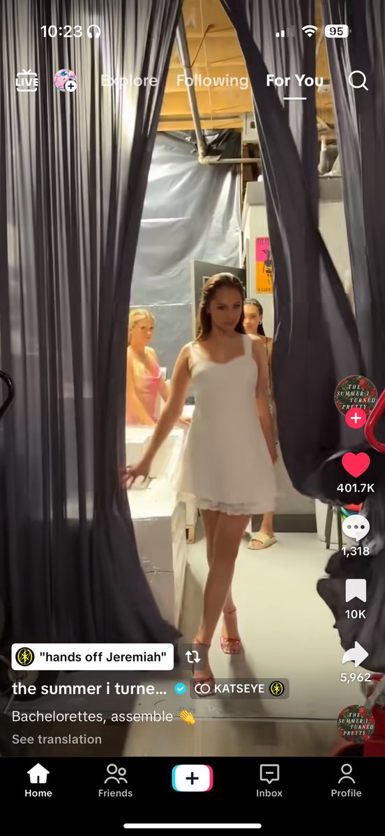 i actually NEED to know who commented this😭❤️