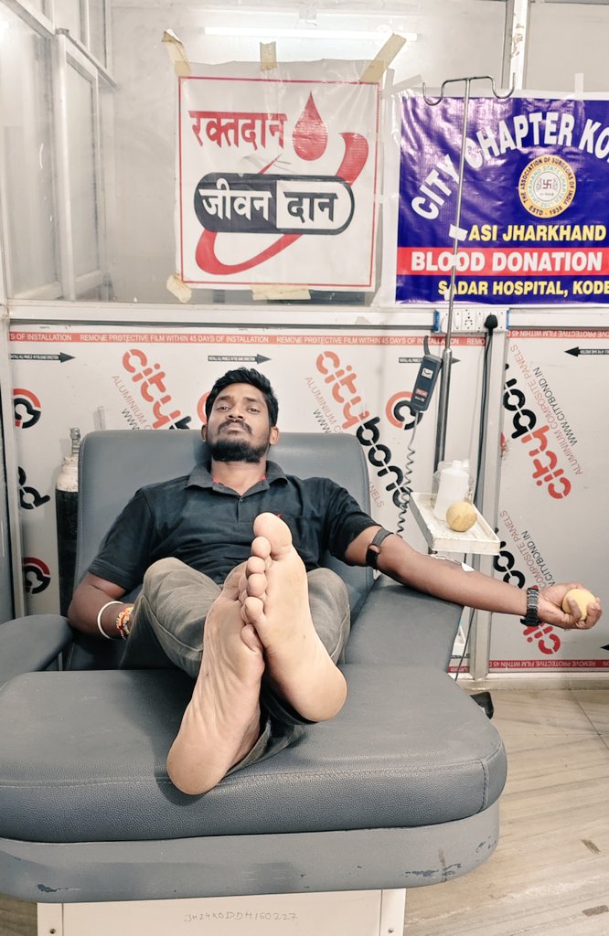 Rakhtveer Seva Sangh Koderma (@sevakoderma) on Twitter photo #Blood #Donors bring #Sunshine. #Rakhtveer member #Munna Bhai ji donated blood in #Sadar Hospital Koderma for a critical #anemic patient #Pano Devi.Hat's off to You.🩸
<a href="/DCEastSinghbhum/">DC EastSinghbhum</a>
<a href="/BloodDonorsIn/">Blood Donors India</a>
<a href="/dckoderma/">DC KODERMA</a>
<a href="/AjitPawarSpeaks/">Ajit Pawar</a>
<a href="/DrRadhaJi/">Dr. Radha Mishra</a> #Blood #Donors bring #Sunshine. #Rakhtveer member #Munna Bhai ji donated blood in #Sadar Hospital Koderma for a critical #anemic patient #Pano Devi.Hat's off to You.🩸
<a href="/DCEastSinghbhum/">DC EastSinghbhum</a>
<a href="/BloodDonorsIn/">Blood Donors India</a>
<a href="/dckoderma/">DC KODERMA</a>
<a href="/AjitPawarSpeaks/">Ajit Pawar</a>
<a href="/DrRadhaJi/">Dr. Radha Mishra</a>