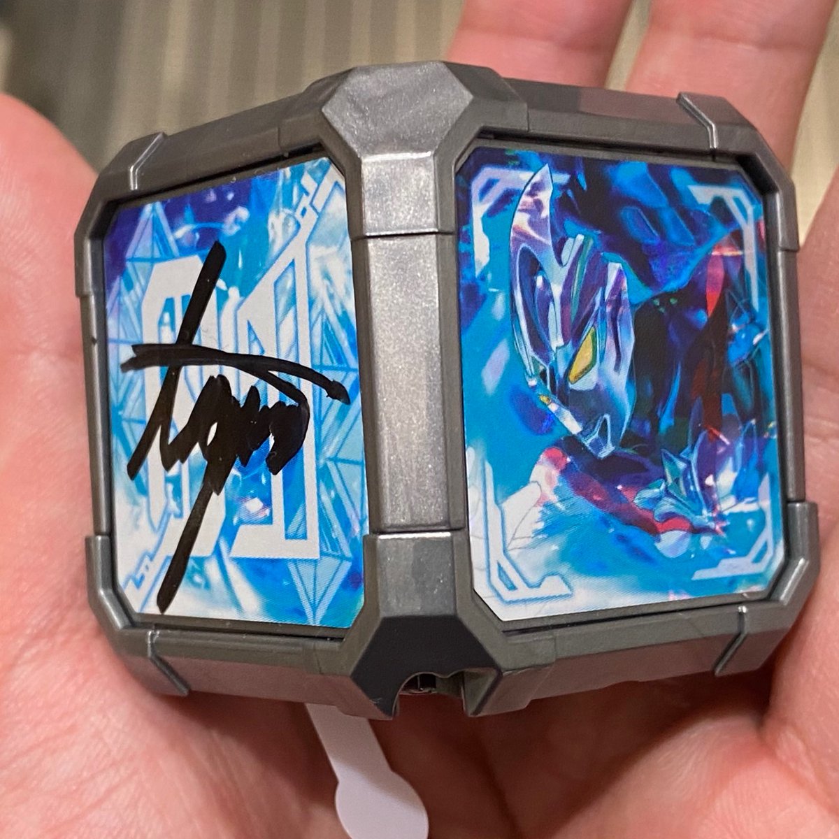 林ゆうき先生にサインもらいました！
先生の楽曲は高校の時から現在も、
私の青春です🫶
九月楽しみにしています！