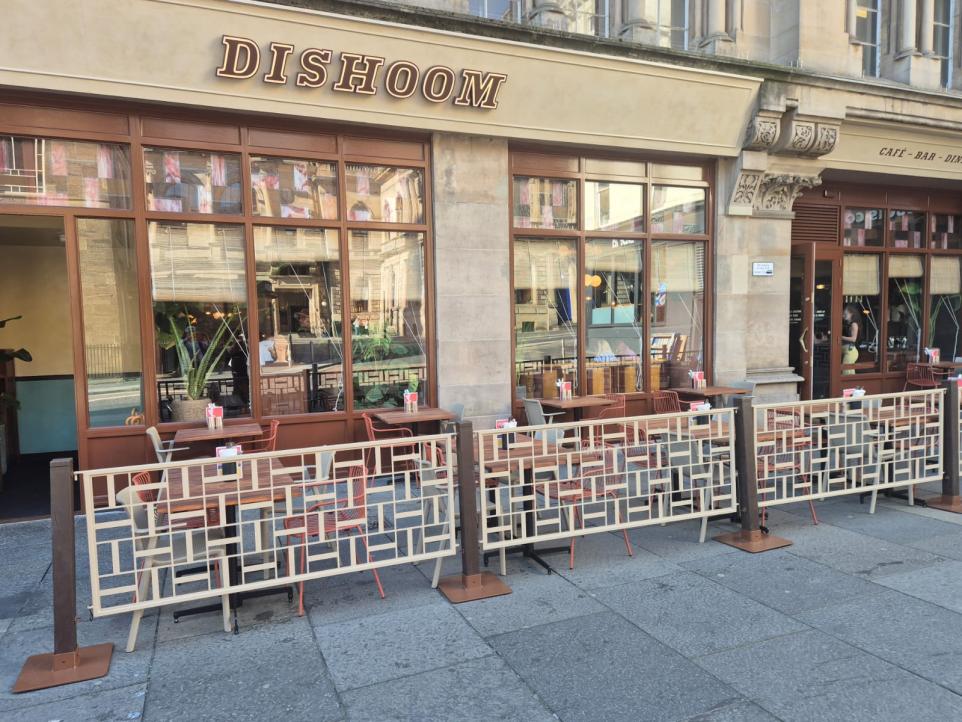 brandlineprods's tweet photo. Introducing our exquisite laser-cut café panels and rustic oak café posts, crafted by us for Dishoom's new restaurant in Glasgow, set to open on August 29th. #lasercut #ukmade #cafepanels #cafescreening #screening #rusticoak #wood #3ddesign #interiordesign @Dishoom https://t.co/vbMLAoFtCz