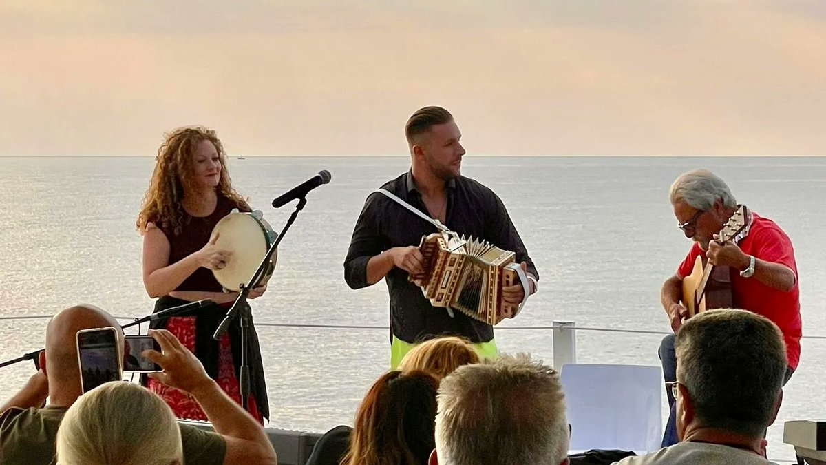 metisnews2's tweet image. 🌅 Musica e suggestioni: il trionfo di “Note all’Alba” a Brancaleone. #NoteAllAlba #Brancaleone #ConcertoAllAlba #Musica #Poesia #ProLoco #TurismoCulturale #Calabria #EventiMusicali #AlbaMagica ↓ metisonline.org/2025/08/21/mus…