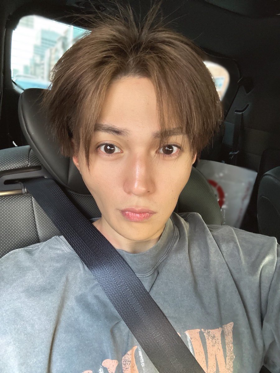 移動〜 久々に夕陽を感じれて 染みてます🥹 最近夏バテ気味なので 栄養