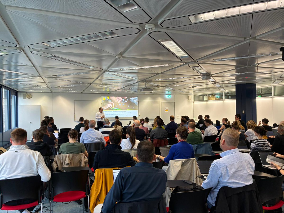 📊💼 Los geht's mit der dreitägigen Weiterbildung #DataManagement &amp; #OGD ! Die Session ist mit 62 Teilnehmenden ausgebucht!
📅 Gute Nachrichten: Die nächste Ausgabe findet vom 15. bis 17. Januar 2026 statt 👉 Jetzt schon Termin reservieren und Werbung machen!