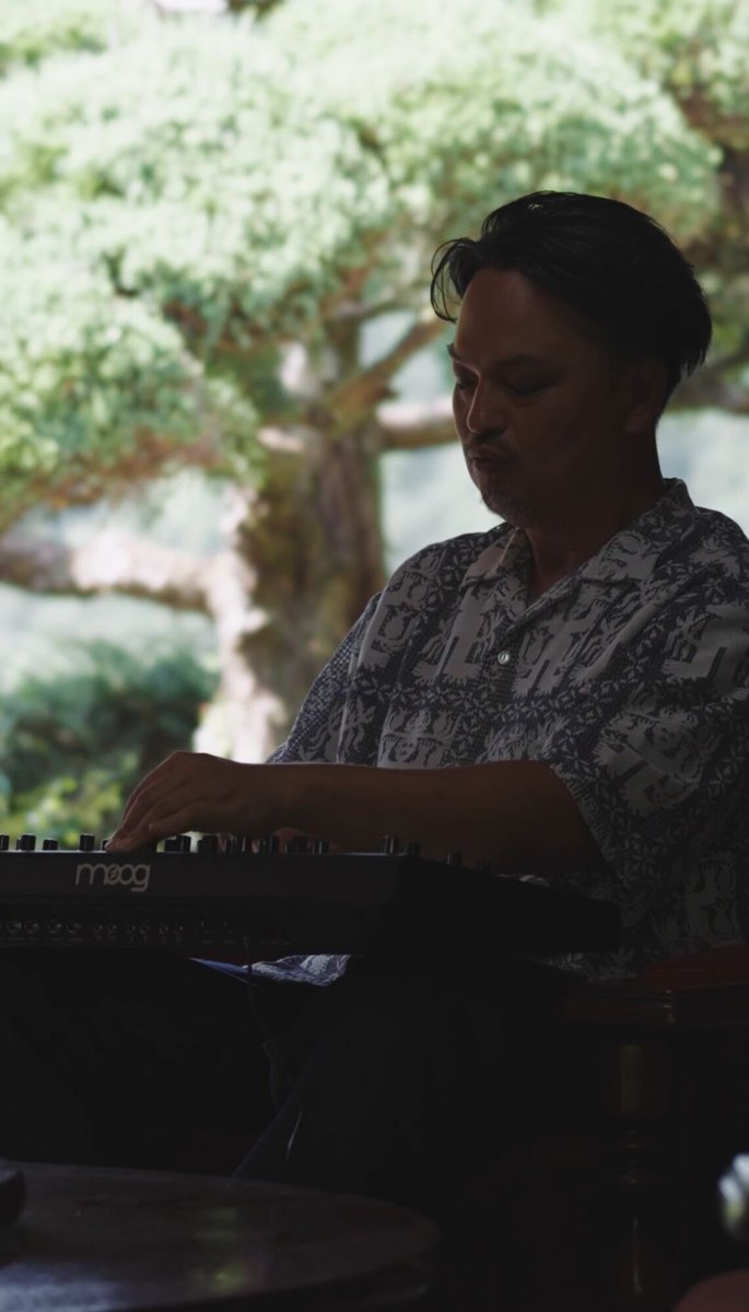 【NEWS】EVISBEATS &amp; Nagipan、「水」をコンセプトにした新曲“蒸留ラヴ”リリース

台湾出身のシンガー・Midiqueとラッパー・SayMayをフィーチャー
spincoaster.com/news/evisbeats…

<a href="/evisbeats24/">EVISBEATS</a> <a href="/nagipan_jp/">någipan</a>