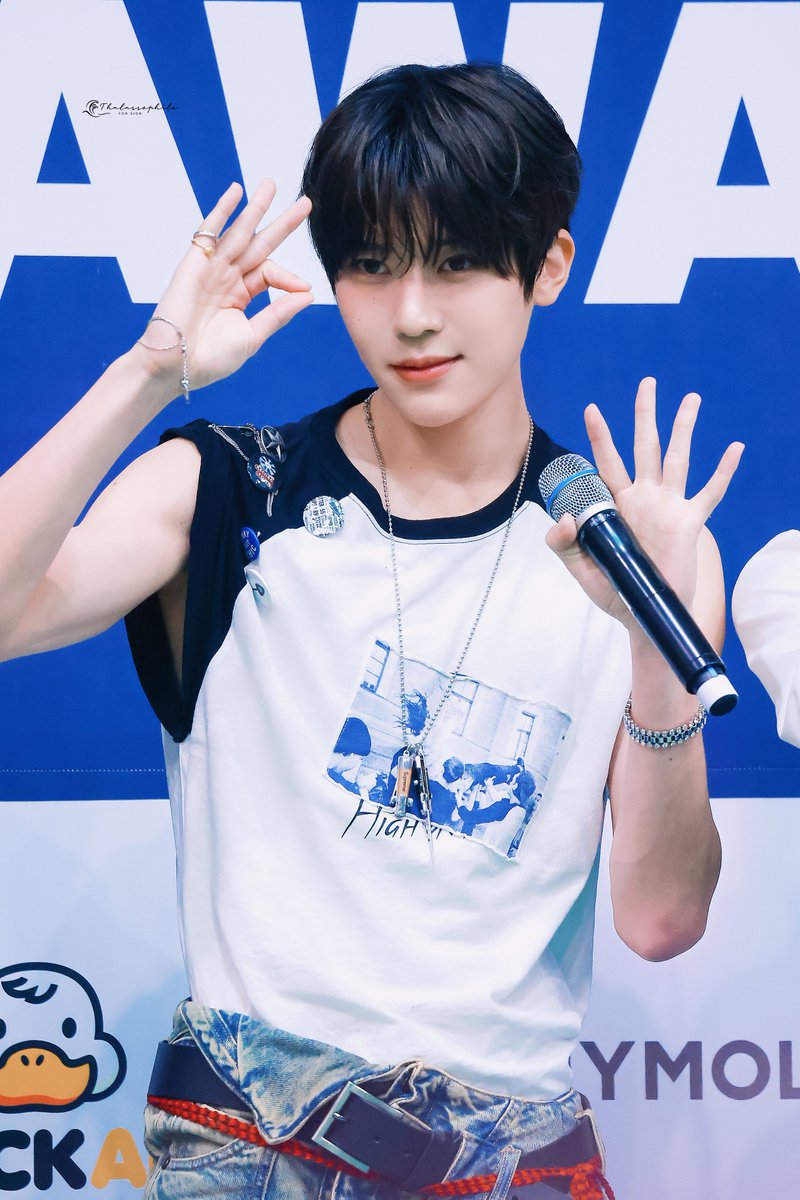 250821 KWDA 블루카펫

#SION #시온 #シオン
#NCTWISH #엔시티위시