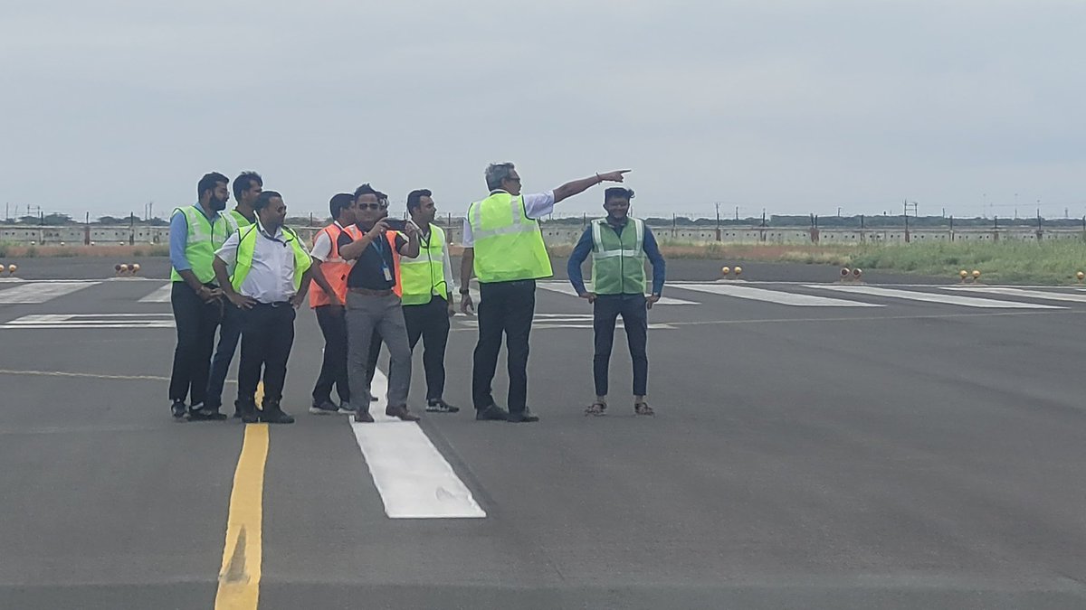 aaibvnairport's tweet photo. FOD Walk conducted at Bhavnagar Airport in the presence of Airport Director, reaffirming commitment towards safe & clean operations. ✈️🌿 #FODWalk #SafetyFirst https://t.co/wlqle78m3v