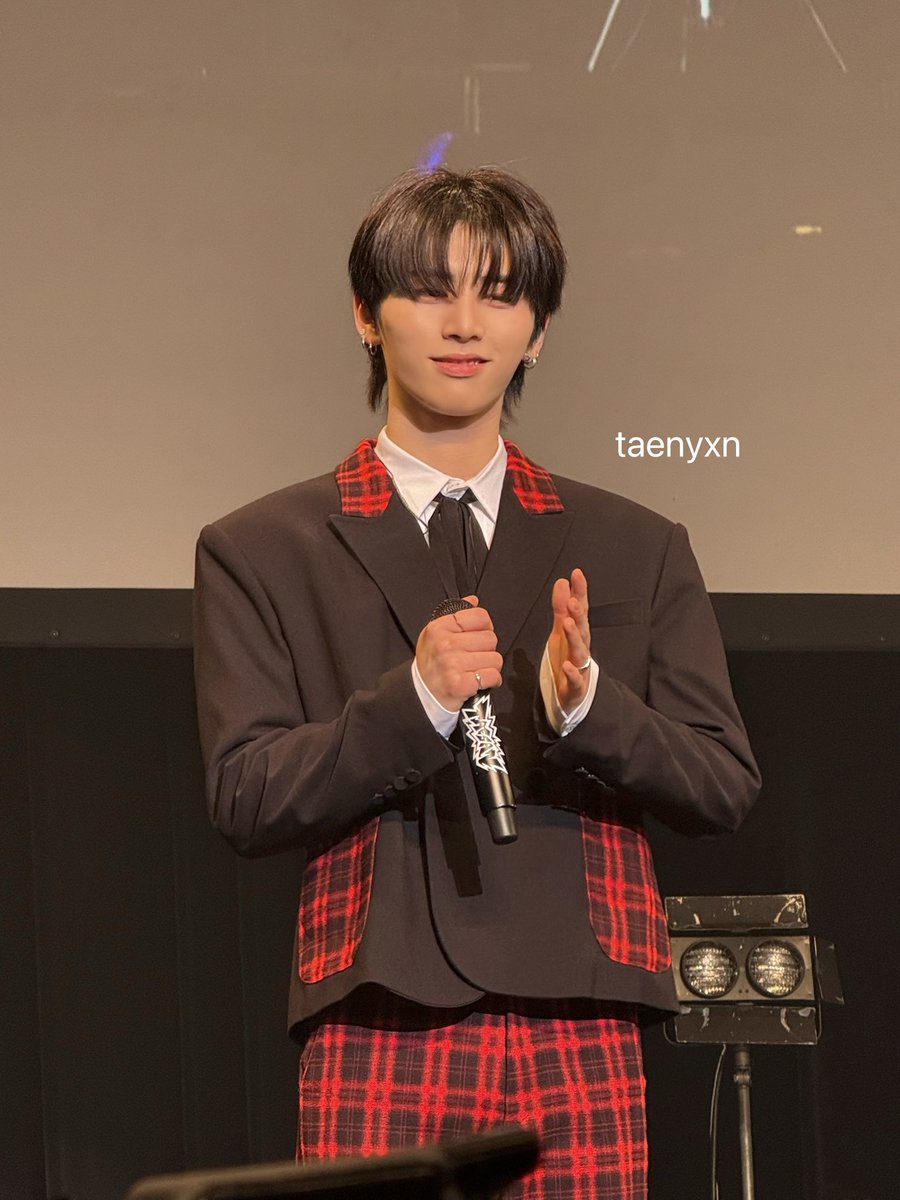 250821 BOYLIFE 쇼케 ♡

ㅈㅉ커여오 ㅜㅜㅜㅜㅜㅜㅜㅜ

#TAESAN #BOYNEXTDOOR #태산 #보이넥스트도어