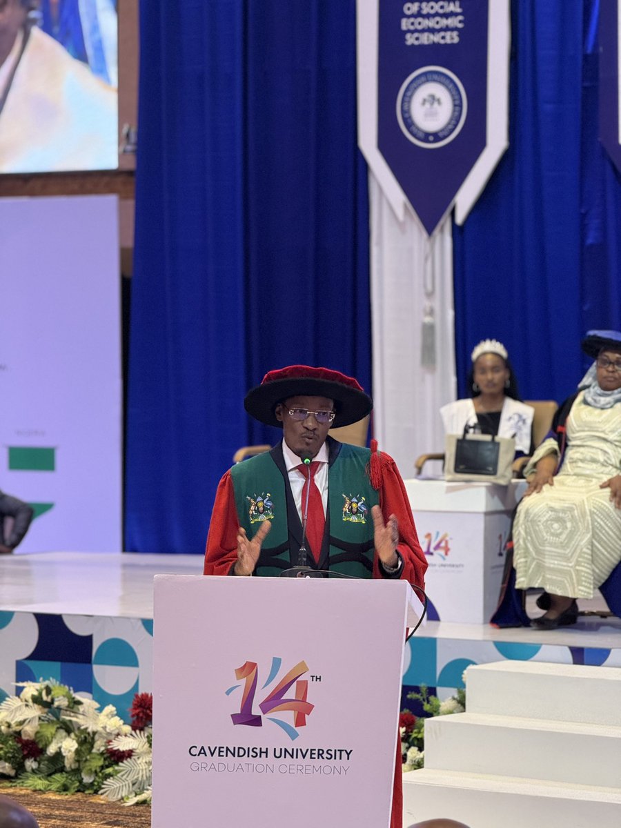 SaltTvUganda's tweet photo. Guest of Honor Mr Bernard Paul Mono - Ag Director General East African Development Bank. @EADB_Official speaks to Cavendish graduands
#SaltTvUpdates
#TeamCUU #SuccessBeginsAtCavendish #CUU14THGraduation #SaltTvUpdates @CavendishUg https://t.co/mgdXLP3W2E