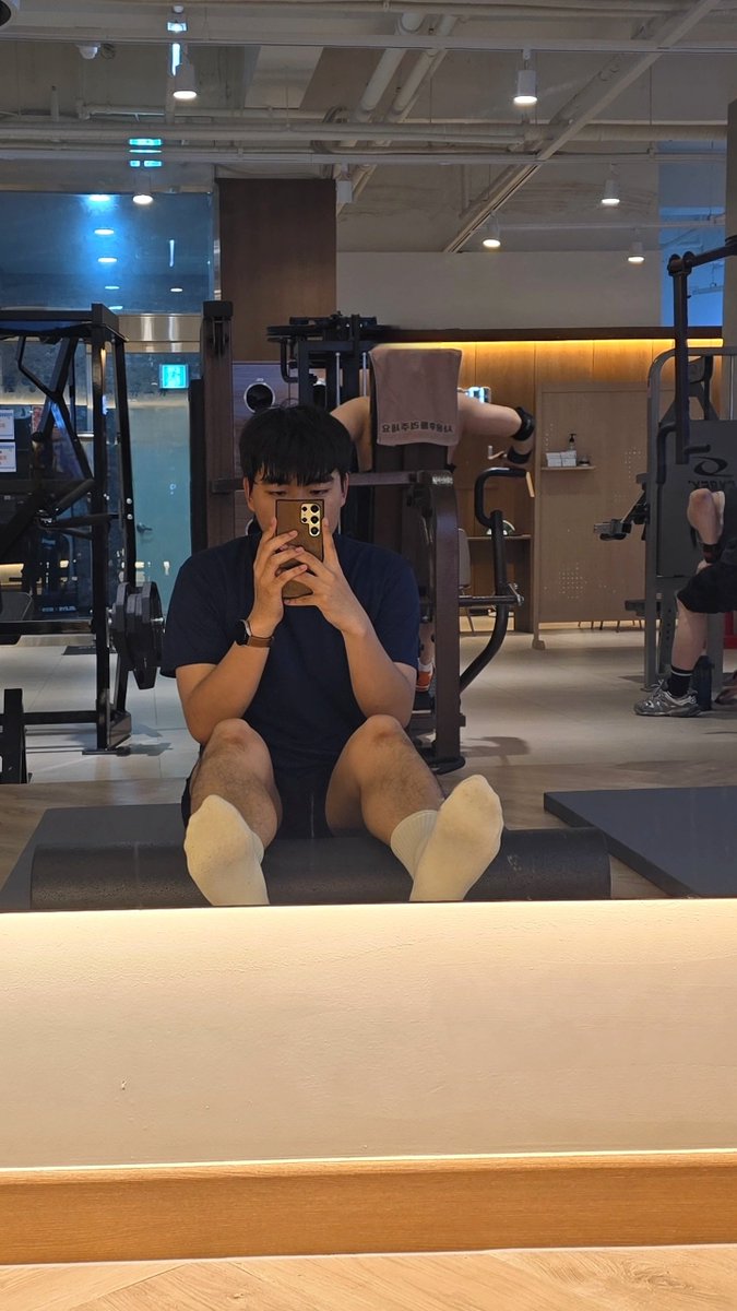 tt_o_dd's tweet photo. [트친소]
부산의 설거지살상기계 및 커피살상기계
밀레니엄 베이비 화이트 드래곤
사이버역마살 니키바히에 걔
🩵+368 https://t.co/fMhuvkdRq2