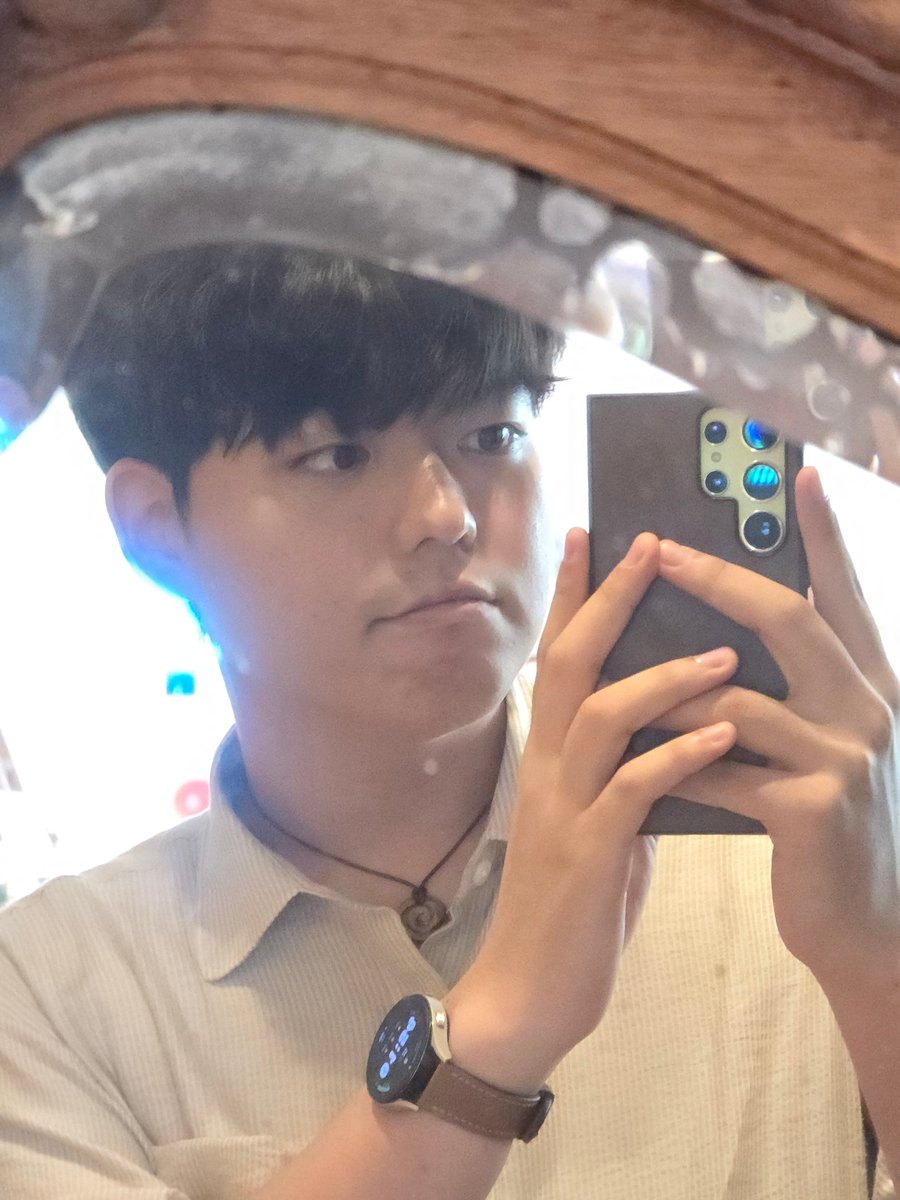 tt_o_dd's tweet photo. [트친소]
부산의 설거지살상기계 및 커피살상기계
밀레니엄 베이비 화이트 드래곤
사이버역마살 니키바히에 걔
🩵+368 https://t.co/fMhuvkdRq2