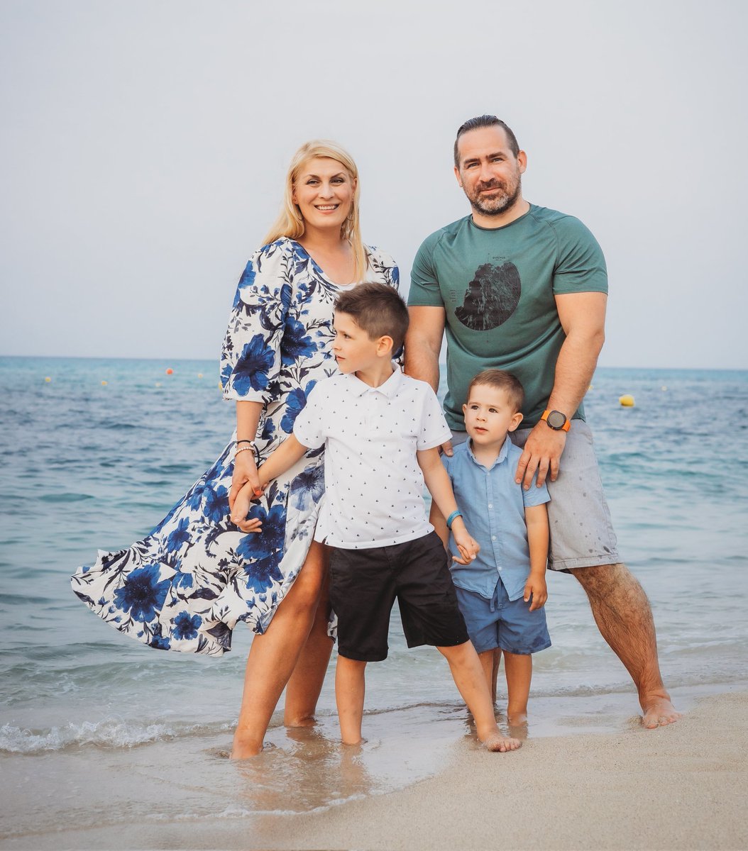 fooctrl's tweet image. Family portrait 2025 - Cala Mesquida, Mallorca