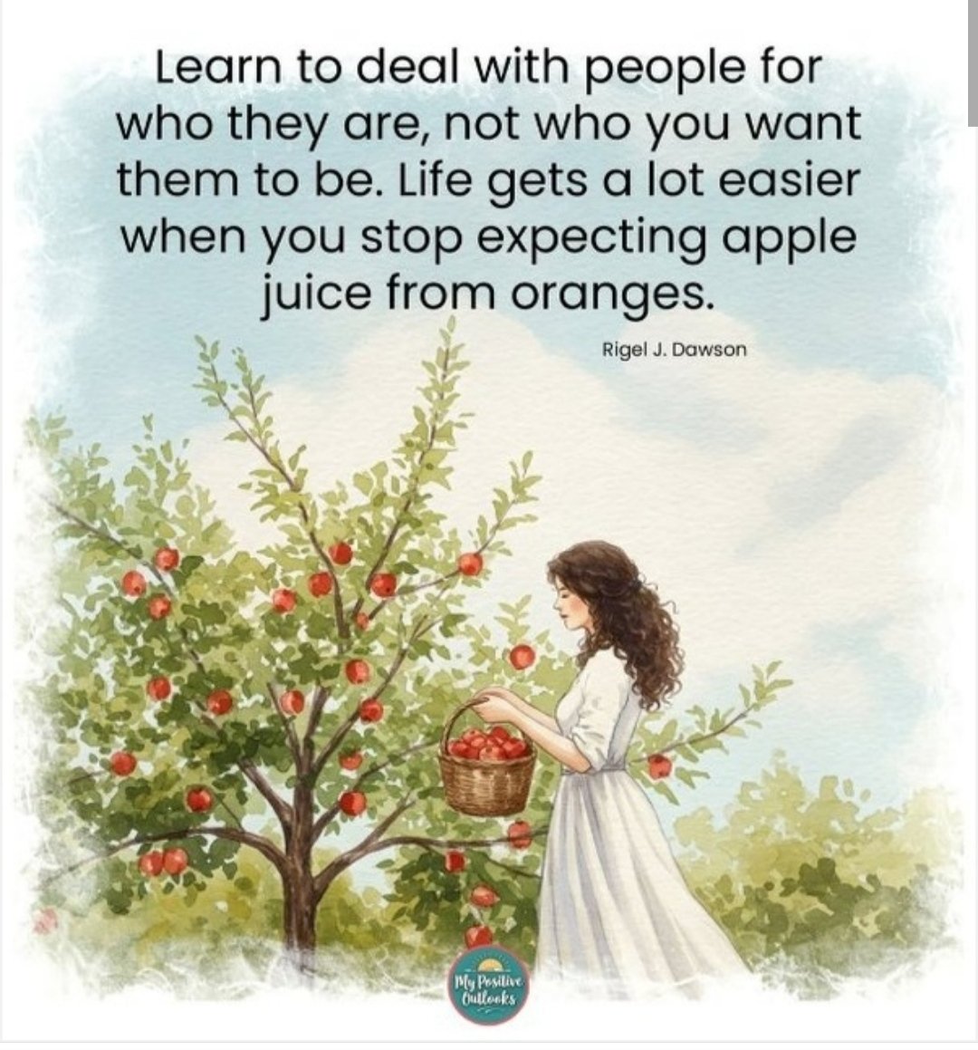 Lifesuccesspath's tweet image. ...,................,., Stop expecting 🍎 juice from 🍊 (⁠◔⁠‿⁠◔⁠)
#JustBeHappy 😊