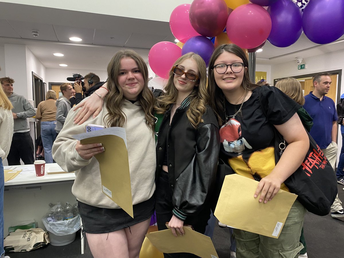 Madeleine Evans tweet media