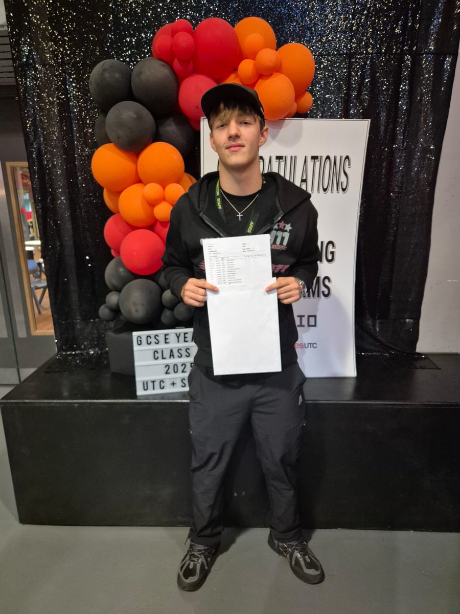 The Studio Liverpool (@lpoolstudio) on Twitter photo "I liked it here, it was good, I'm thinking
of Studying Further Maths at @Carmel_college” Kuba tells us.
"Life moves pretty fast. If you don't stop and look around once in a while, you might miss it."
Good luck for the future Kuba!
<a href="/LivEchonews/">Liverpool Echo</a> <a href="/EducateMag/">Educate Magazine</a>
#gcseresults2025 "I liked it here, it was good, I'm thinking
of Studying Further Maths at @Carmel_college” Kuba tells us.
"Life moves pretty fast. If you don't stop and look around once in a while, you might miss it."
Good luck for the future Kuba!
<a href="/LivEchonews/">Liverpool Echo</a> <a href="/EducateMag/">Educate Magazine</a>
#gcseresults2025