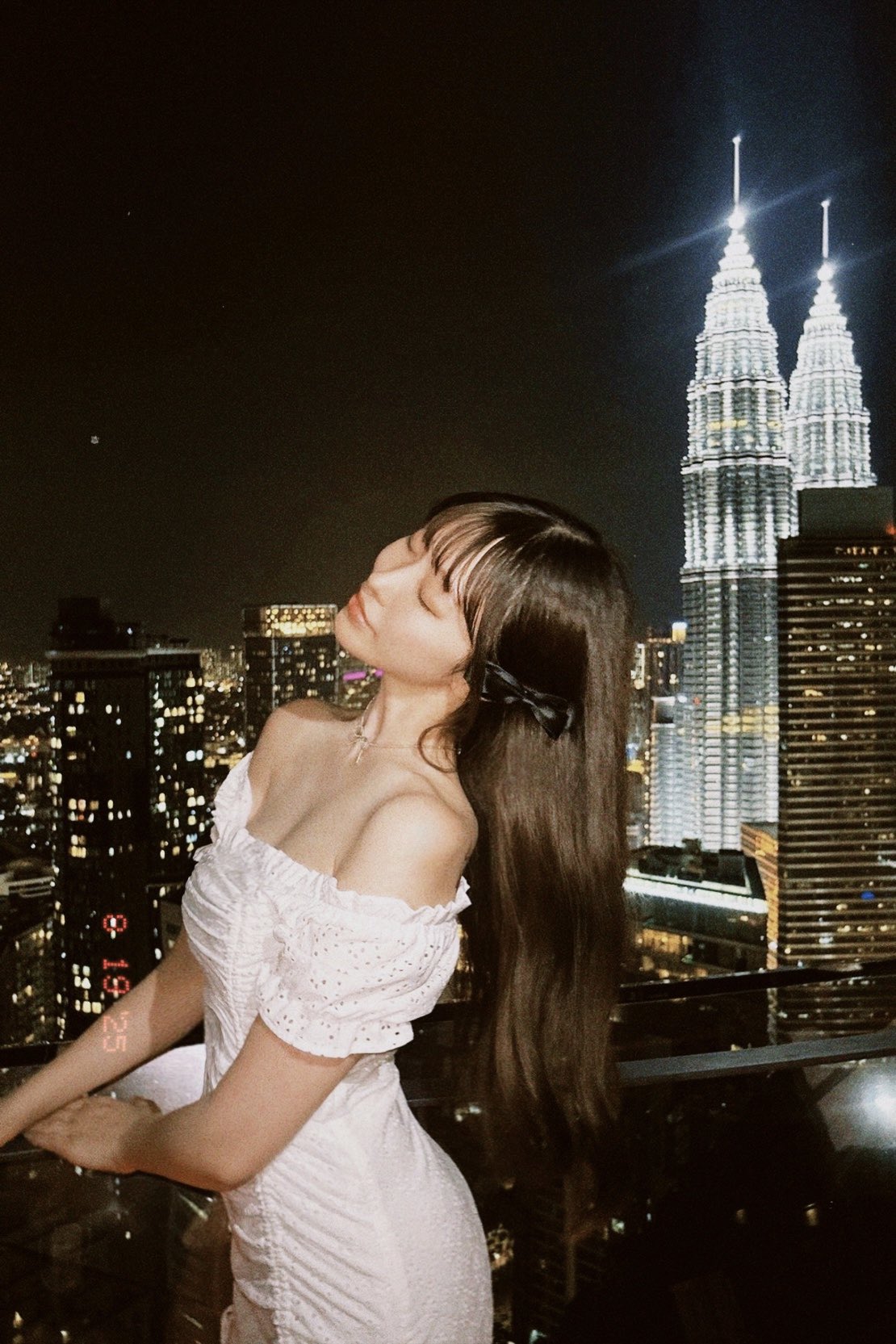 由紀ページ ZIG Cartoonist 白筆ぺん 極細 (CNBW-01S)