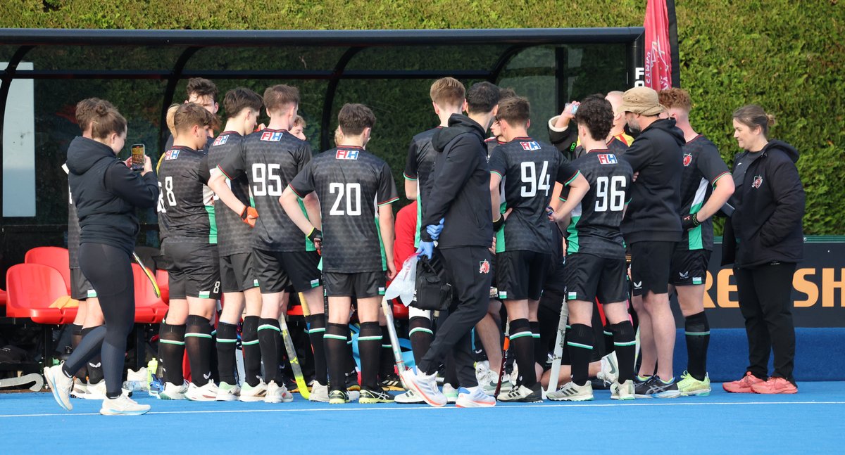 Hoci Cymru tweet media