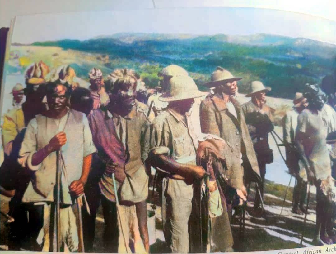 On This Day in History – 1896
In 1896, Cecil John Rhodes met with the Ndebele Indunas in the Matopo Hills during the great Indaba, held to bring an end to the Matebele uMvukela (uprising).
According to eyewitness De Vere Stent, a young chief challenged Rhodes with a pointed
