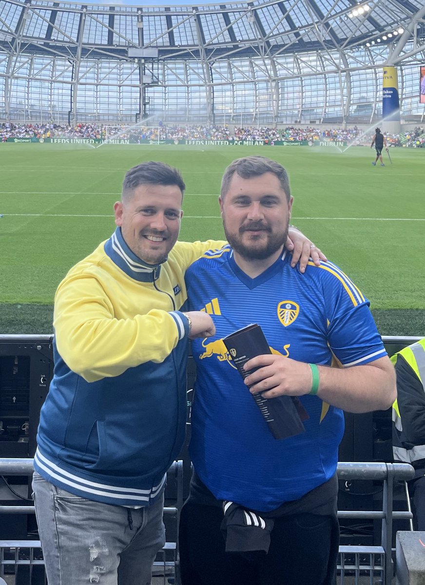 LeedsBros tweet media