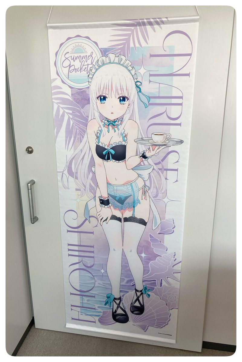 描き下ろし等身大タペストリー①~④」鳴瀬しろは、空門蒼、久島鴎、紬