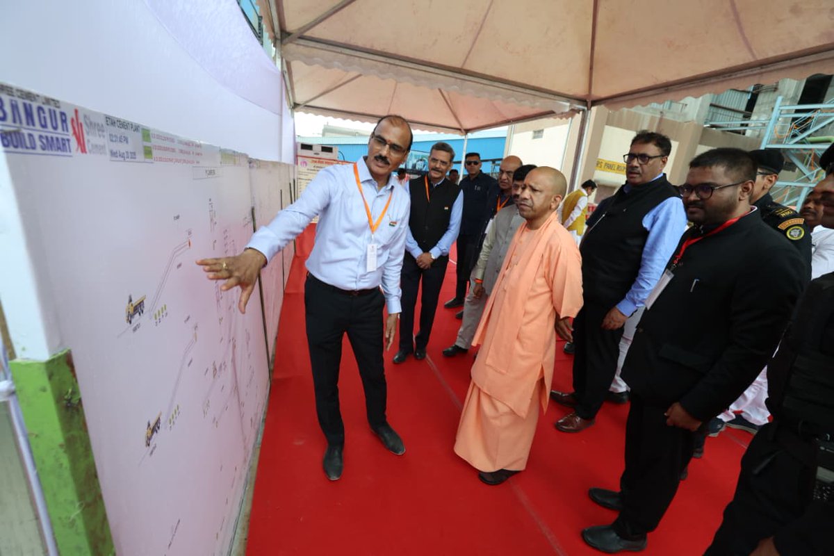 CM Office, GoUP (@cmofficeup) on Twitter photo #UPCM <a href="/myogiadityanath/">Yogi Adityanath</a> ने आज जनपद एटा में श्री सीमेंट के प्लांट का उद्घाटन किया।
मुख्यमंत्री जी ने कहा कि इस श्री सीमेंट प्लांट के माध्यम से यहां प्रत्यक्ष रूप से 500 और अप्रत्यक्ष रूप से 3,000 से अधिक लोगों को कार्य मिला है।
<a href="/shreecementltd/">Shree Cement Limited</a> #UPCM <a href="/myogiadityanath/">Yogi Adityanath</a> ने आज जनपद एटा में श्री सीमेंट के प्लांट का उद्घाटन किया।
मुख्यमंत्री जी ने कहा कि इस श्री सीमेंट प्लांट के माध्यम से यहां प्रत्यक्ष रूप से 500 और अप्रत्यक्ष रूप से 3,000 से अधिक लोगों को कार्य मिला है।
<a href="/shreecementltd/">Shree Cement Limited</a>