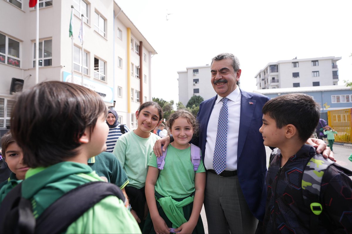 18 gün sonra okullar açılıyor.