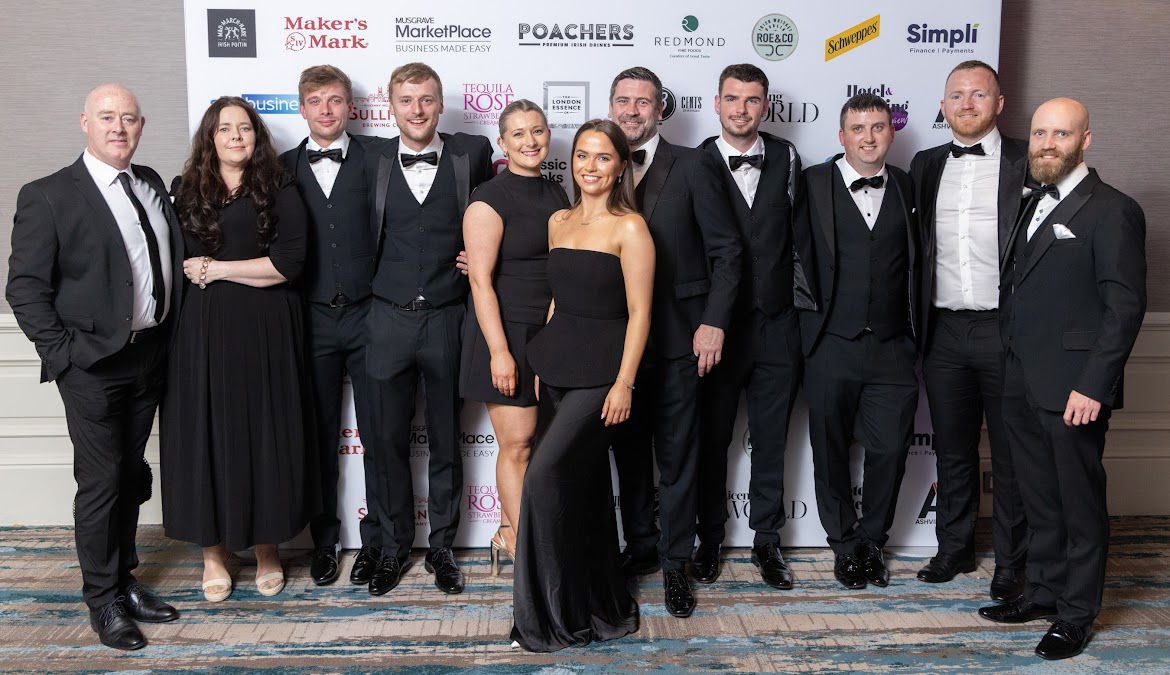 AishlinMJH's tweet photo. Great evening at the @BarOfTheYear Walking away with a full bag of awards

🏆 Late Bar of the Year - The Front Door Pub - Bronze
 
🏆 Gin Bar of the Year - Tigh Nora - Bronze 

🏆 Whiskey Bar of the Year - Sonny Molloy’s - Bronze 

🏆 Bar Food of the Year - Blake’s Bar - Silver https://t.co/RorZ0VLpsB