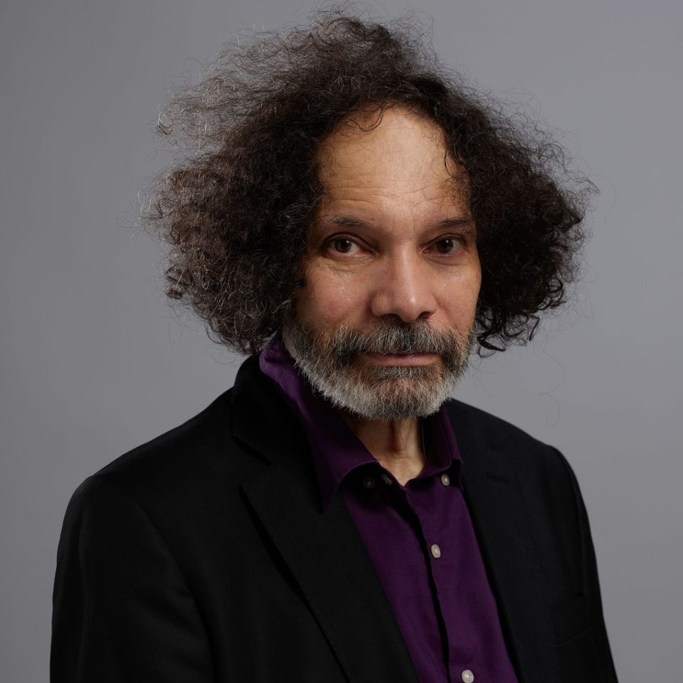 Join renowned artist Hew Locke in a thought-provoking discussion with art critic, broadcaster and <a href="/citylit/">City Lit</a> Fellow <a href="/Will_Gompertz/">Will Gompertz</a> on 19 September.

They'll explore themes of migration, identity, and empire in contemporary artistic practice. 

Tickets here:
citylit.ac.uk/in-conversatio…