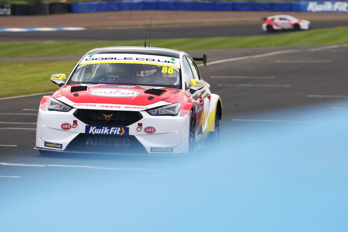 ICYMI: Tin Top Tuesday is back! 🎙️

After a scorching Scottish weekend, Alan Hyde hosts Jake Hill, Mikey Doble, Dr Paul Trafford, Nicki Shields &amp; Jillian Shedden to chat all things Knockhill and the myriad of the weekend's stories!

👉 Listen here: btcc.net/listen-again-t…

#BTCC