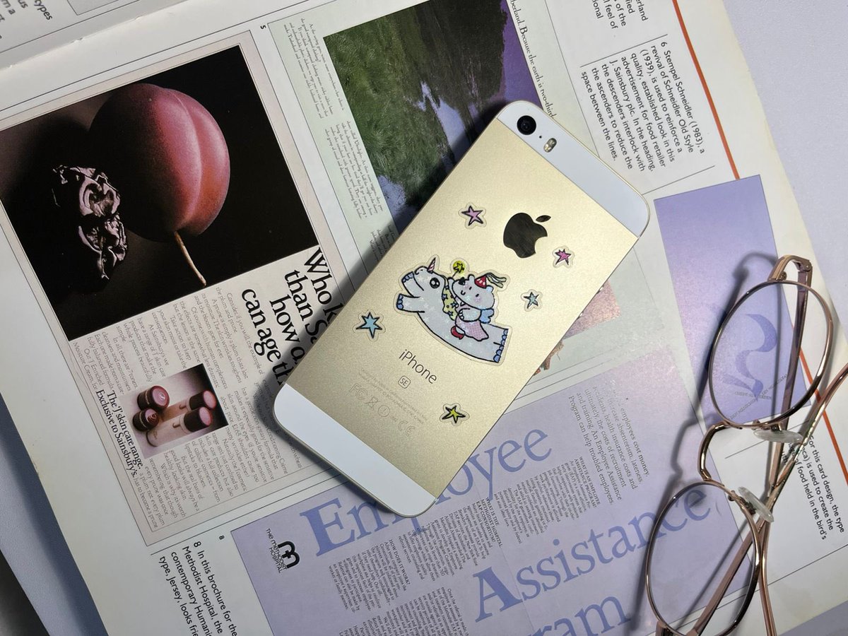 byrubyjane's tweet photo. wts Iphone SE Gen 1 2016 Gold | 16 GB | Full set include box | ex inter all operator | no minus like new! price? dm aja tp follow dulu biar kenal untuk bisa ketuk dm ya 𐔌՞. .՞𐦯⋆˚꩜。 #zonauangㅤ #zonajajan #iphoneSE1 #wts #wtb https://t.co/7rgauTADo3