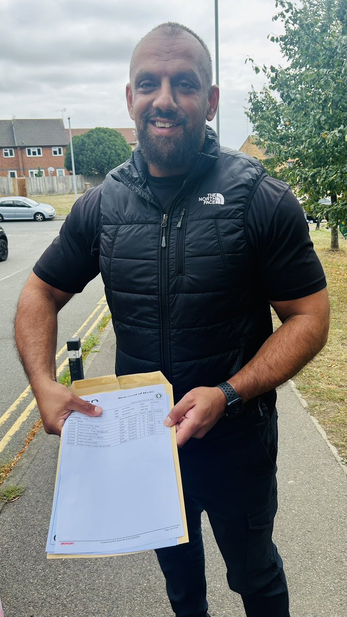 Adrian Rogers (@ajrallmodcons) on Twitter photo Great start to the GCSE results day road trip! Super atmosphere & lots of smiles <a href="/ChilternA/">ChilternAcademy</a> & then being stopped by a proud parent driving into <a href="/Challney_Girls/">Challney Girls</a> ❤️ Great start to the GCSE results day road trip! Super atmosphere & lots of smiles <a href="/ChilternA/">ChilternAcademy</a> & then being stopped by a proud parent driving into <a href="/Challney_Girls/">Challney Girls</a> ❤️