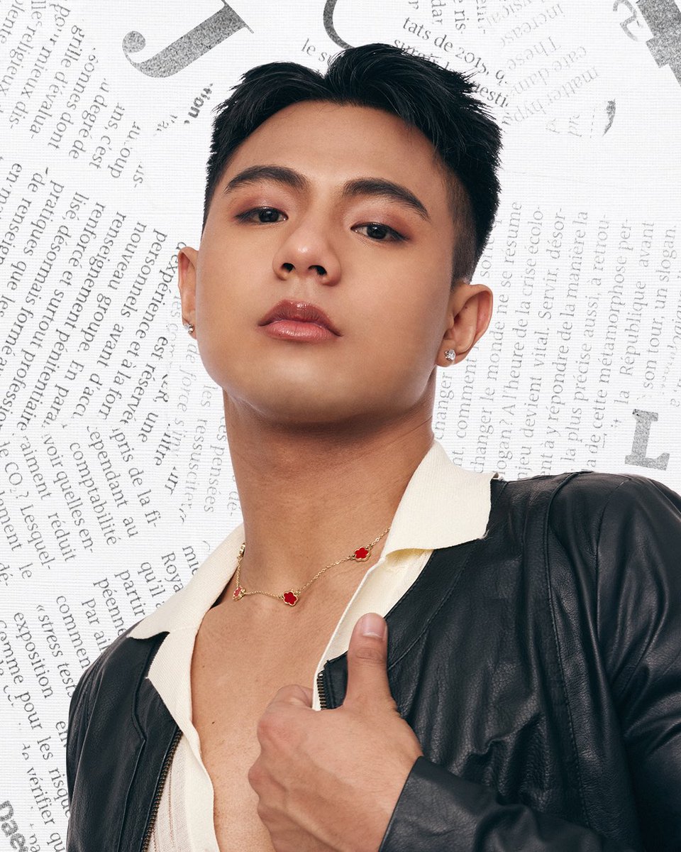bgyo_ph's tweet photo. Only 4 hours to go and @BGYO_JL is keeping the vibe alive! ‼️🥳

‘Headlines’ drops tonight, August 21 at 9PM PHT 🗞️✨

Pre-save ‘Headlines’ now! 
🔗 https://t.co/VSWRRORdmn 

#BGYO #BGYO_Headlines https://t.co/9xqD9WyxCD